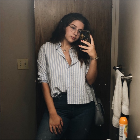 Meet your Posher, Maya - Picture 7 of 7